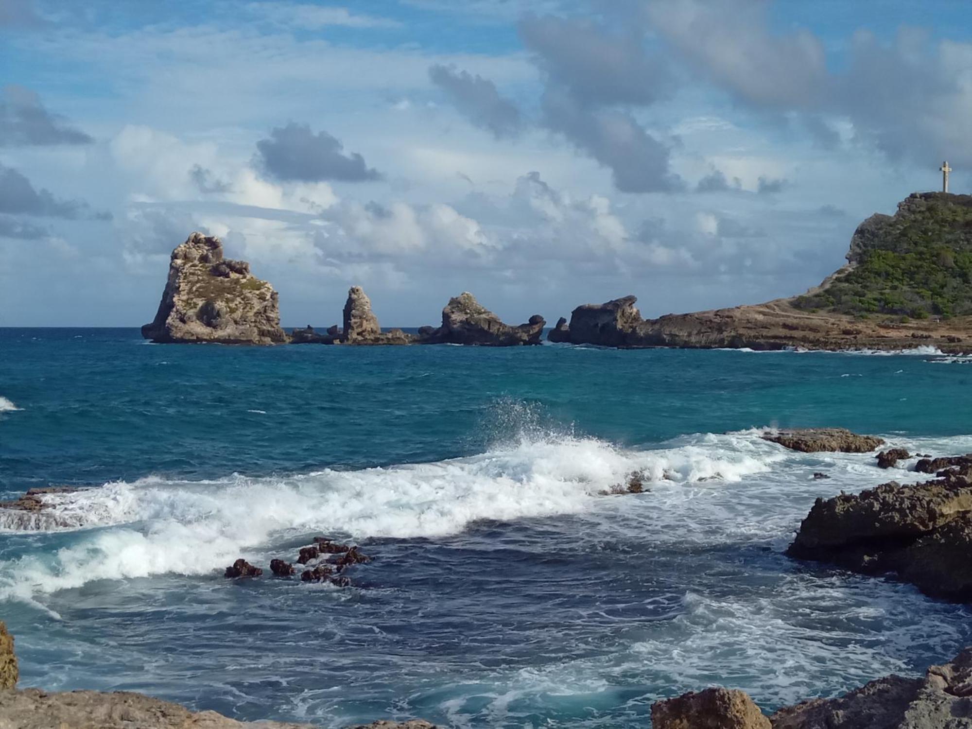 Les Pieds Dans L'Eau Chez Syl Daire Le Moule Dış mekan fotoğraf
